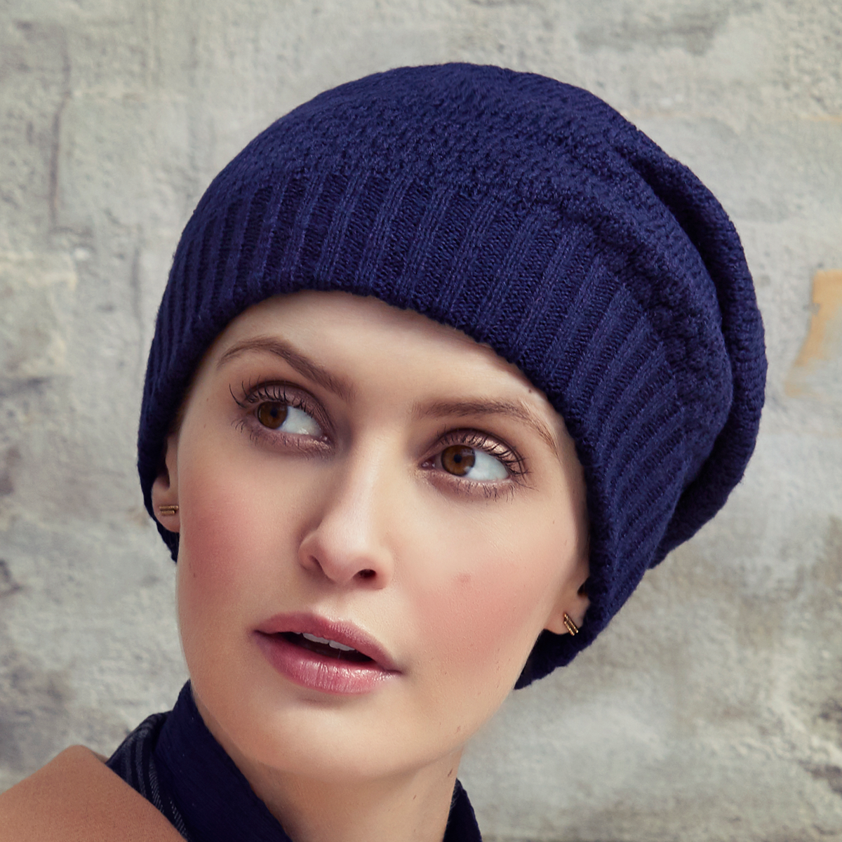 HocMille - V Knitted Hat 0573 Dark Blue