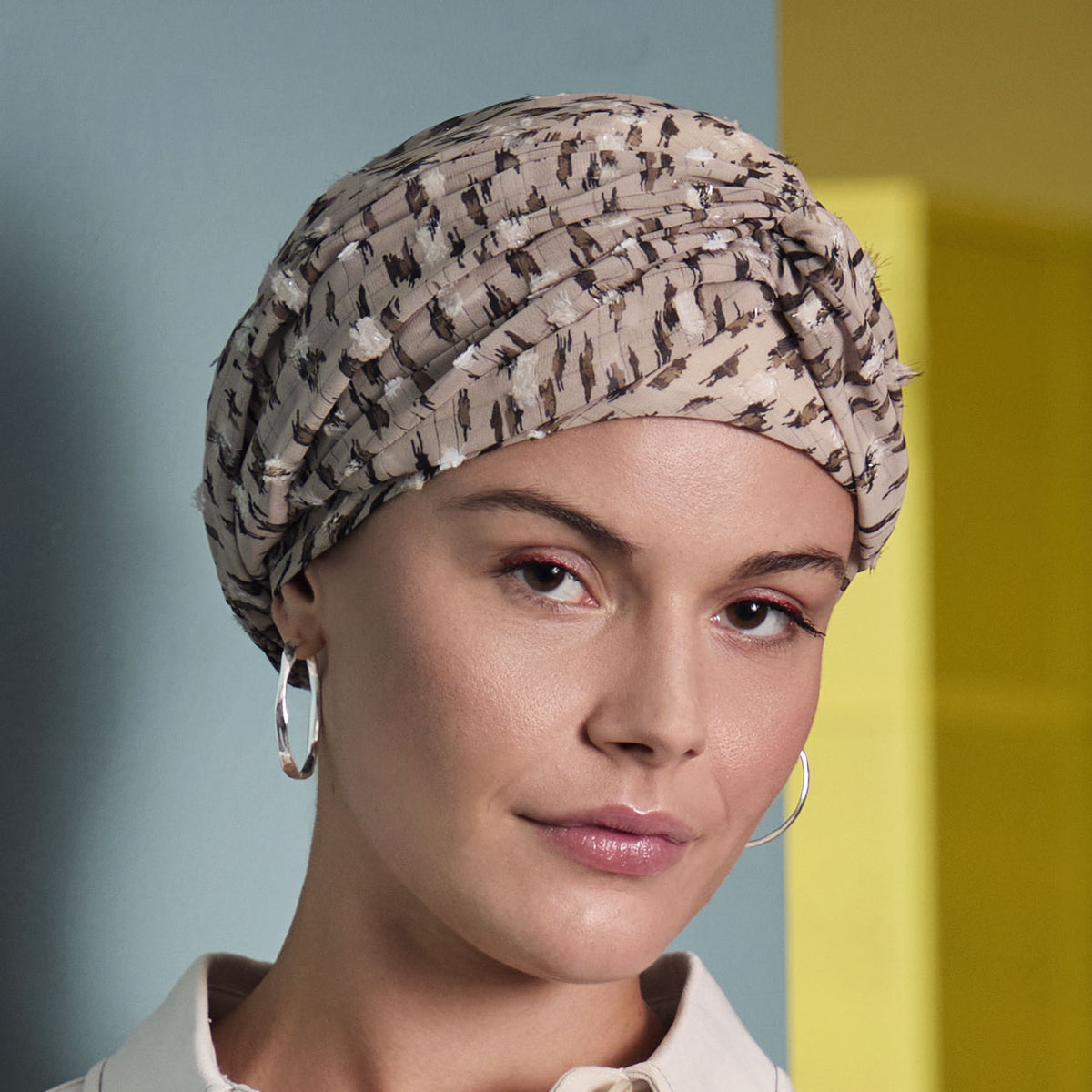 HocAlva - V Turban 4134 Leo Love